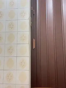 Snapshot of litlleboyeus chatting on February 18, 6:59 pm litlleboyeus online show from February 18, 6:59 pm