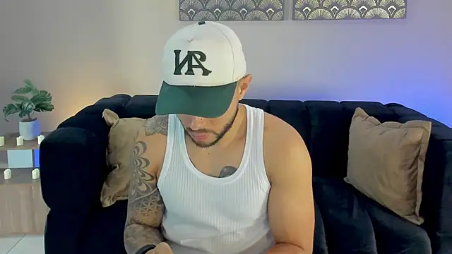 Daniel kingx online show from February 26, 1:43 pm