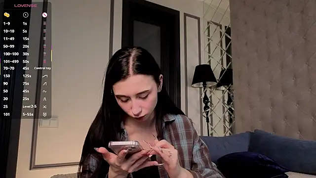 MiguelinaRasmuson online show from March 17, 11:13 am