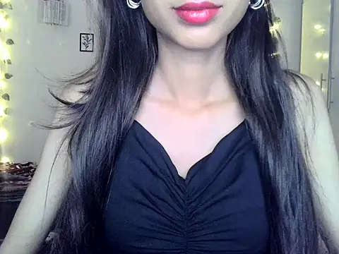 SIKSHA SINGH online show from April 4, 5:32 pm