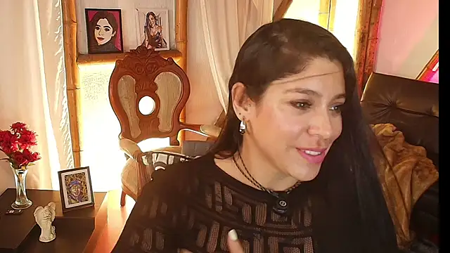 Snapshot of sofia_diaz08 chatting on June 16, 8:33 pm sofia diaz08 online show from June 16, 8:33 pm