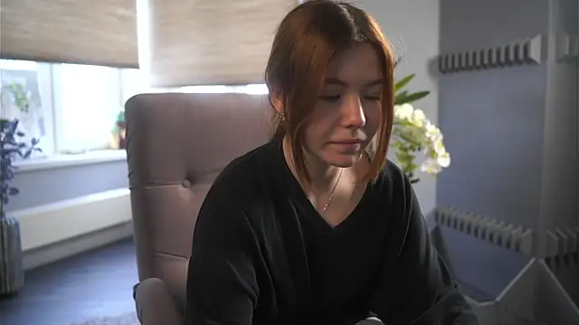 Snapshot of AyakoHuezo chatting on February 20, 11:43 am AyakoHuezo online show from February 20, 11:43 am