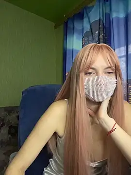 SophieBlackwood online show from March 26, 8:42 am