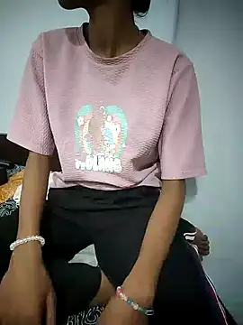 Ms-Pookie online show from June 12, 5:28 am
