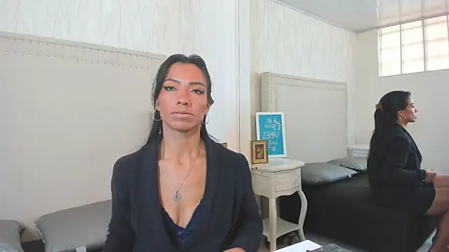 FernandaAvilax online show from April 19, 6:32 pm