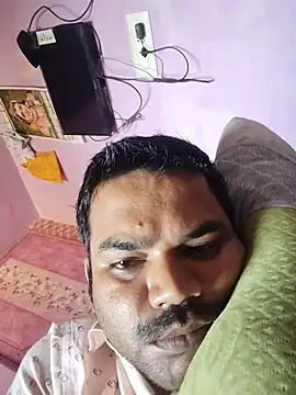 rkr1996kum online show from May 31, 8:54 am