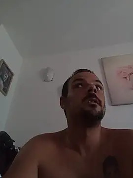 morenitoymorena online show from July 11, 9:01 am