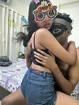 Snapshot of sizzler_hotz chatting on February 25, 10:30 pm sizzler hotz online show from February 25, 10:30 pm