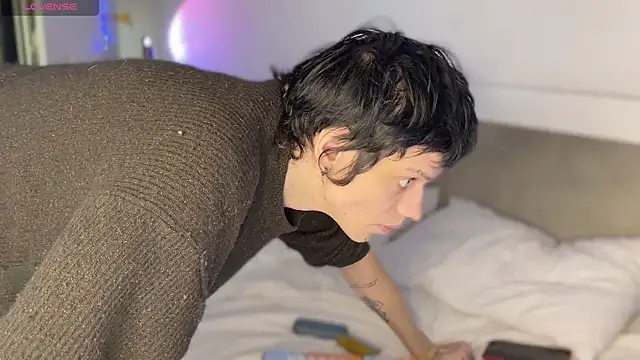 oorange  boy online show from March 26, 7:41 pm