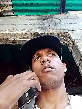 Snapshot of blackhot22c chatting on February 25, 6:50 pm blackhot22c online show from February 25, 6:50 pm