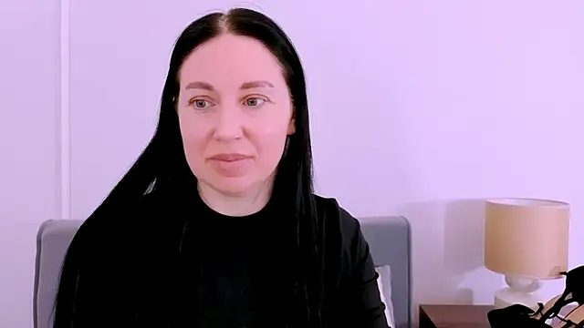 MiaFair online show from April 13, 3:28 pm