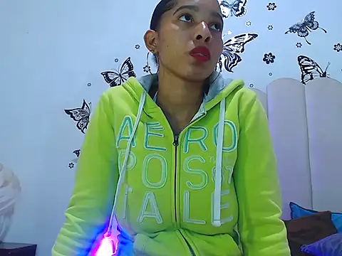 Snapshot of ChloeTastty4u chatting on February 22, 2:13 am ChloeTastty4u online show from February 22, 2:13 am