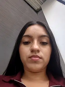 DulceCaroX online show from August 3, 1:49 pm