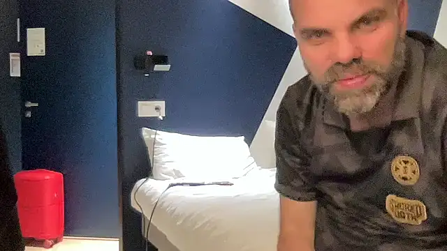 bastet-spx online show from March 7, 9:01 pm