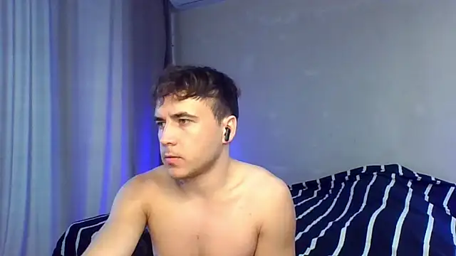 Snapshot of Denis_sport chatting on June 12, 8:13 am Denis sport online show from June 12, 8:13 am