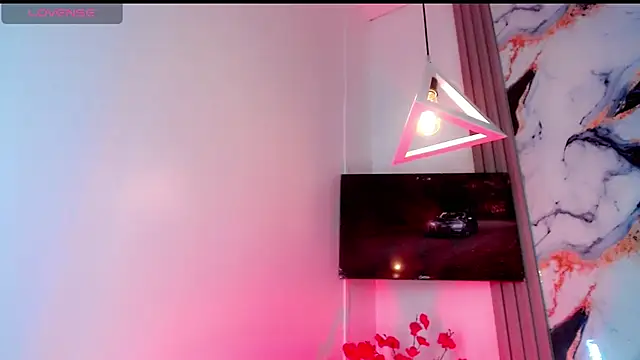 Alondra Wile online show from April 15, 7:21 pm