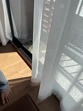 zhuendong000001 online show from June 28, 7:14 am