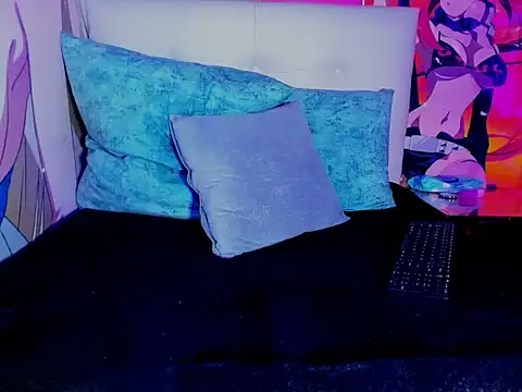 Snapshot of Emmadarlinghh chatting on March 2, 6:48 pm Emmadarlinghh online show from March 2, 6:48 pm