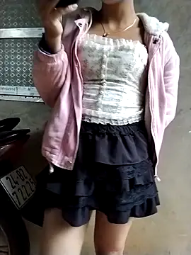 Snapshot of ngocbao11 chatting on March 9, 9:35 am ngocbao11 online show from March 9, 9:35 am