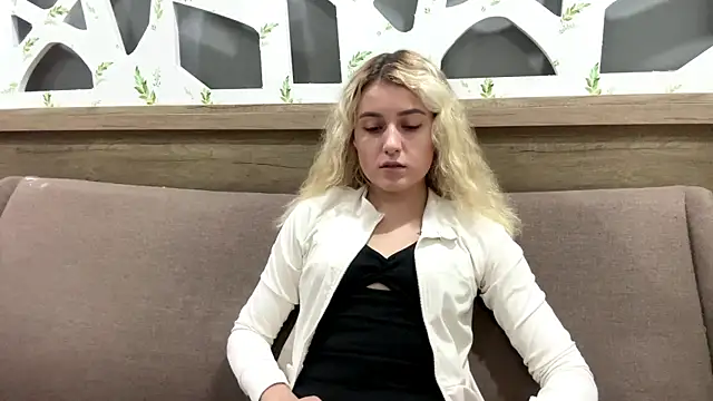 Snapshot of ConcepcionPang chatting on February 25, 10:03 am ConcepcionPang online show from February 25, 10:03 am