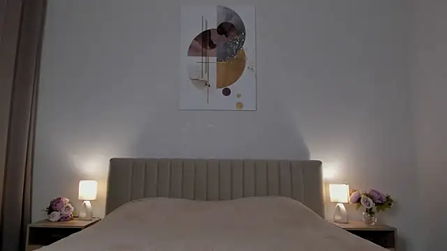 taticamomile online show from March 15, 12:44 pm