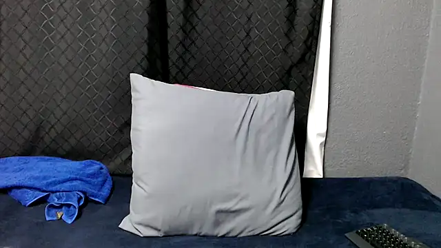 CrazeAss online show from March 26, 6:13 pm