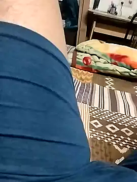 smallthickdick115 online show from March 31, 6:14 am