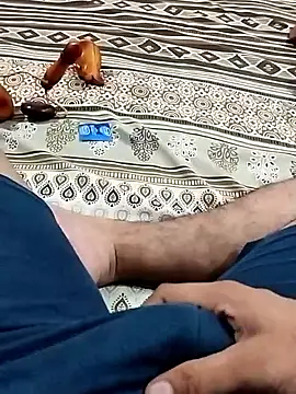 smallthickdick115 online show from April 10, 6:51 am