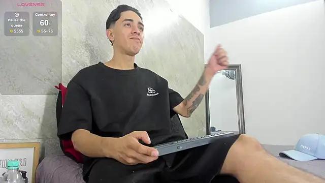 Mick-lollipop online show from April 6, 8:10 pm