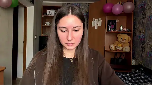 poly princess online show from March 6, 9:06 am