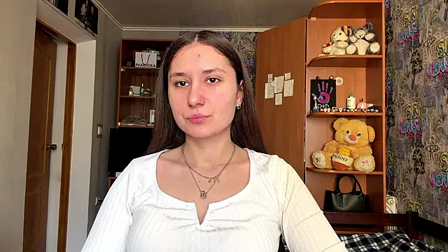 poly princess online show from March 24, 12:10 pm