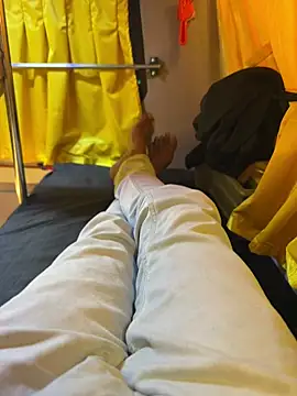 neekosam12 online show from March 7, 2:47 pm