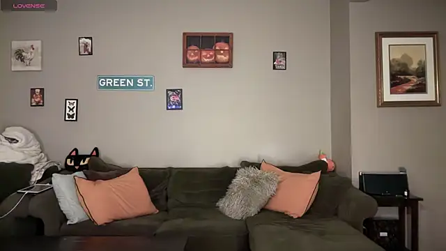 Snapshot of greenxxxqueen chatting on June 21, 4:15 am greenxxxqueen online show from June 21, 4:15 am