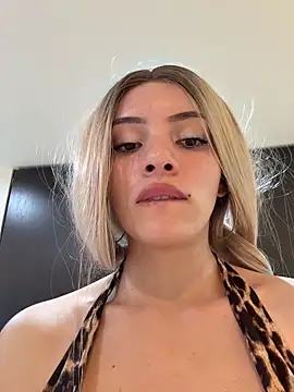 romanovanita online show from March 16, 5:44 am