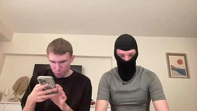 mikenjay online show from February 24, 7:12 pm