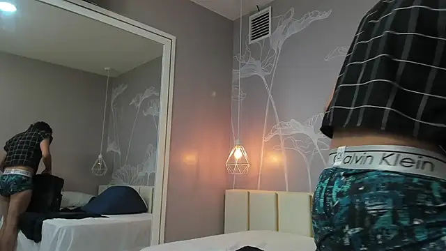 Snapshot of sammysexxx_ chatting on February 24, 7:01 pm sammysexxx online show from February 24, 7:01 pm