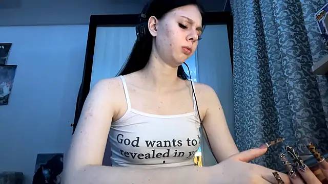 Snapshot of SaraDebey chatting on February 25, 9:35 pm SaraDebey online show from February 25, 9:35 pm