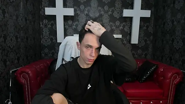 ClarkBev online show from April 16, 7:47 pm