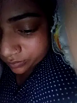 Snapshot of Amrita_Love chatting on February 24, 6:39 pm Amrita Love online show from February 24, 6:39 pm