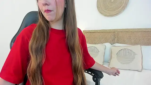 elaia bridge online show from March 25, 12:11 pm