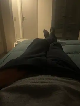 Snapshot of frenk33 chatting on March 3, 9:42 pm frenk33 online show from March 3, 9:42 pm