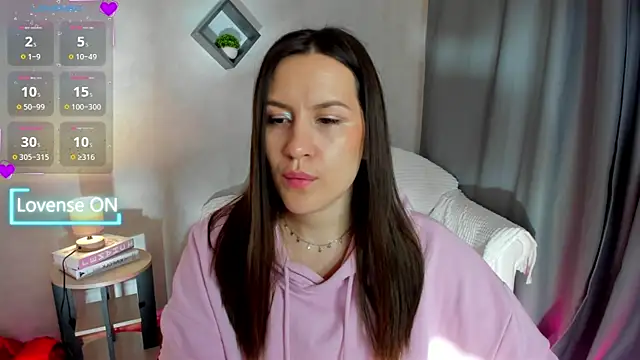 Snapshot of asti_bubbles chatting on May 12, 12:52 am asti bubbles online show from May 12, 12:52 am