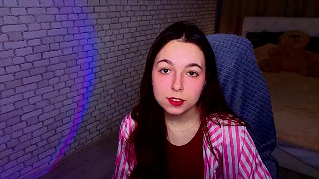 BellaThery online show from March 20, 5:01 am