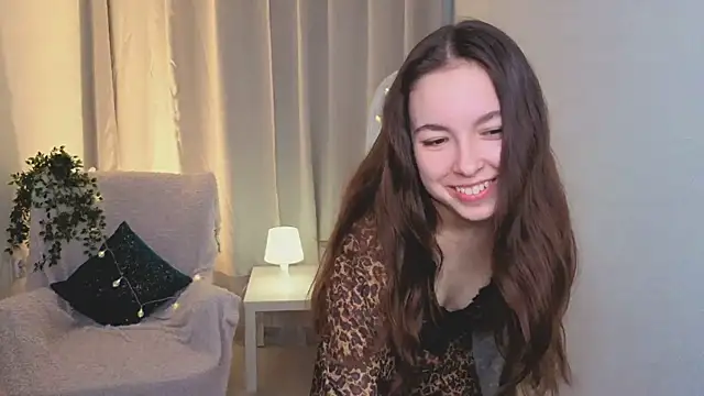 BellaThery online show from May 10, 5:23 am