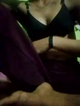 wifedesi7050 online show from May 21, 4:47 pm