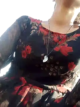wifedesi7050 online show from June 17, 2:58 am