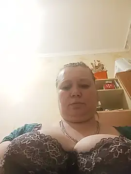 KiraStanton online show from May 20, 7:31 pm