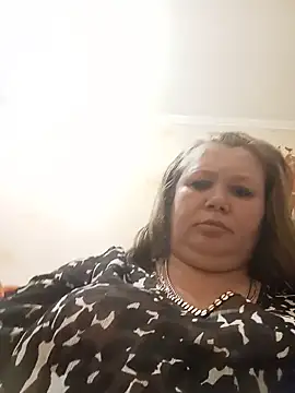 Snapshot of KiraStanton chatting on June 2, 9:50 pm KiraStanton online show from June 2, 9:50 pm