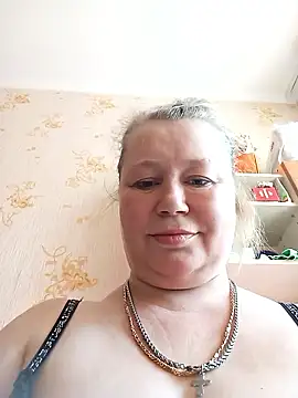 Snapshot of KiraStanton chatting on June 21, 11:13 am KiraStanton online show from June 21, 11:13 am