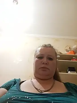 Snapshot of KiraStanton chatting on July 11, 9:38 pm KiraStanton online show from July 11, 9:38 pm